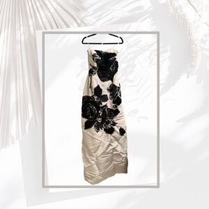 Oscar de la Renta Rose Gown